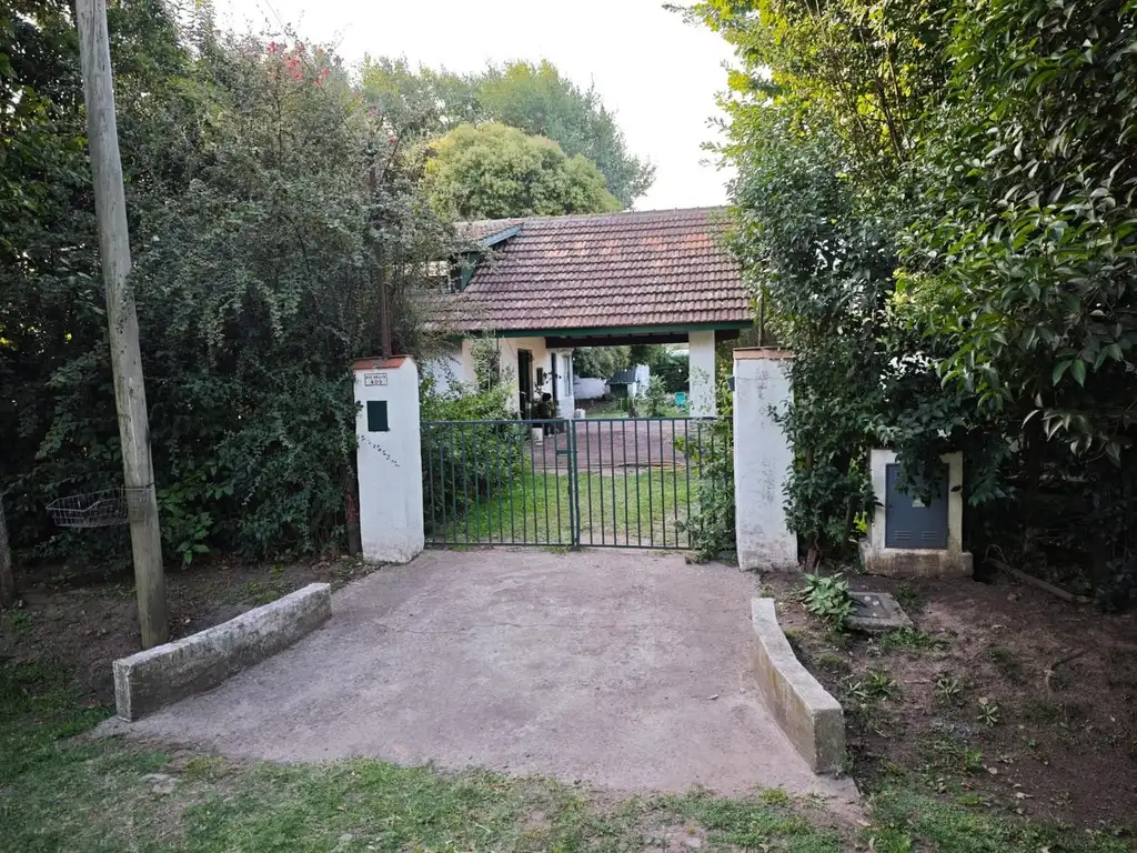 Foto de La Celia casa alquiler 3 amb c/dep parque 40x40 piscina, imagen 4