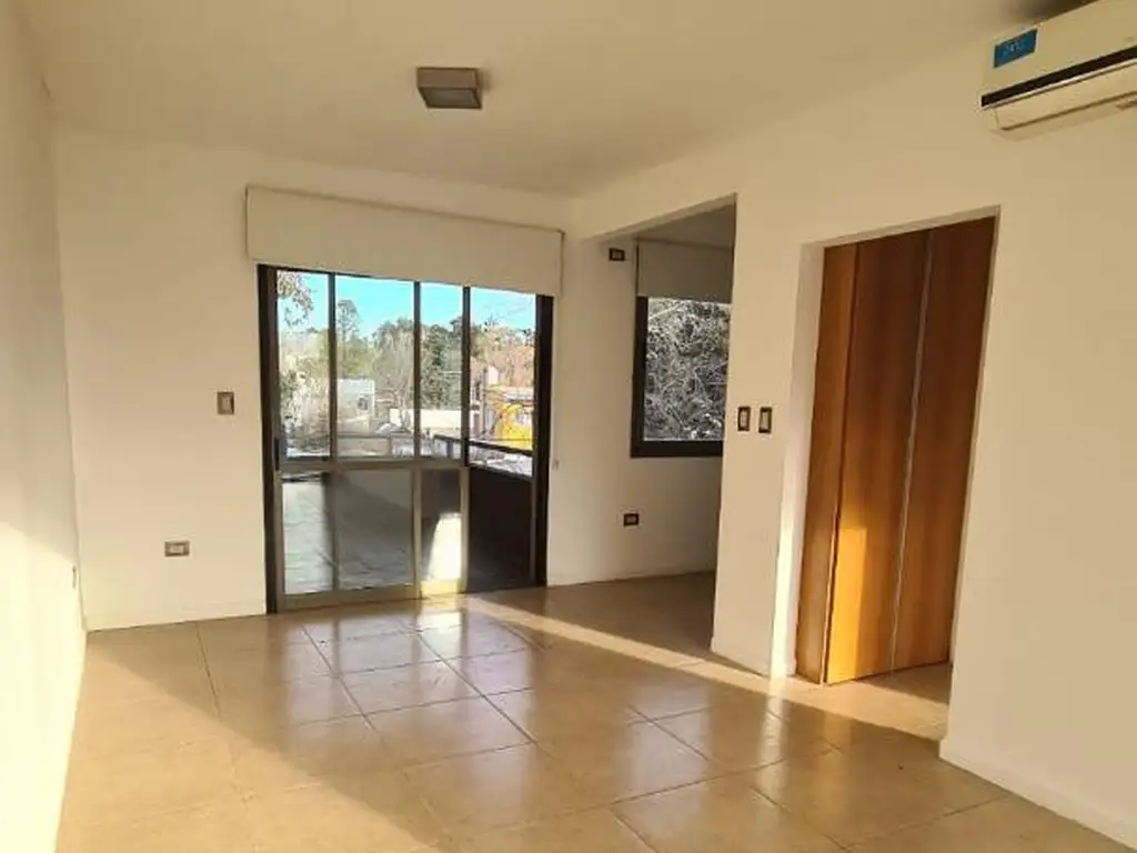 Foto de INCREÍBLE DEPARTAMENTO EN AMANECERES RESIDENCE, imagen 2
