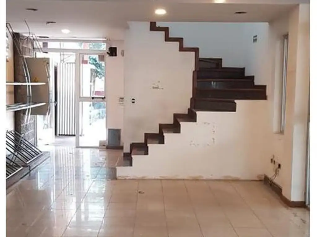 Foto de Local Alquiler 504m² Vicente Lopez C/ estacionamiento 200 m², imagen 4