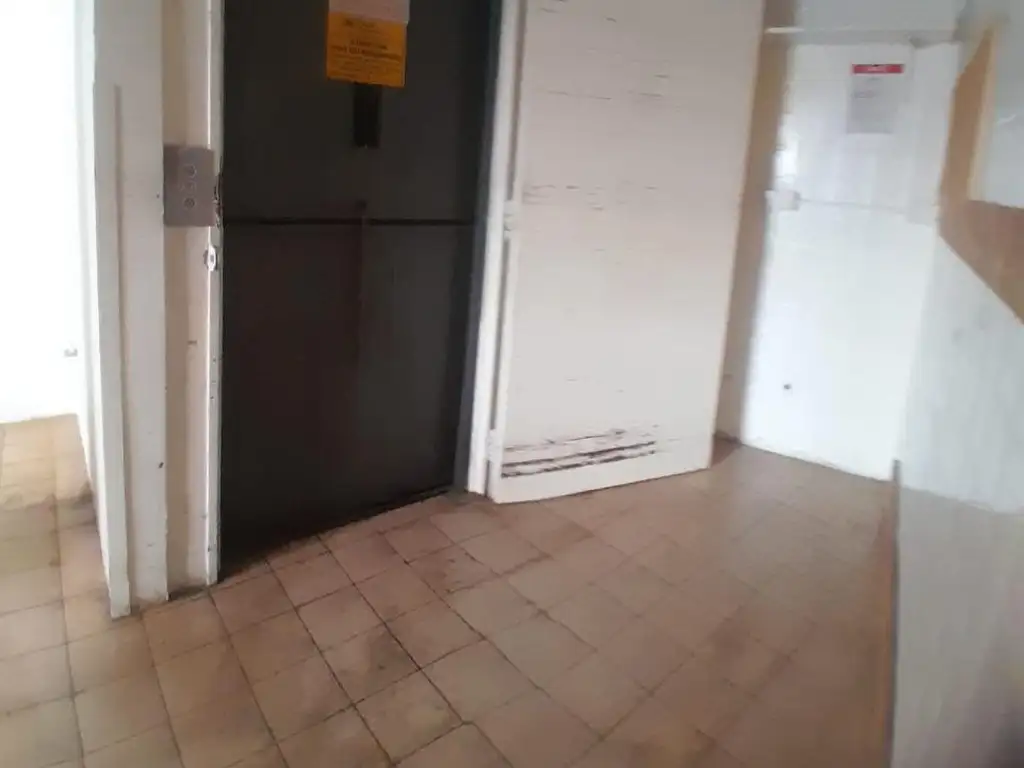 Foto de Alquiler Local 180m2 en P.B en Nuñez IMPERDIBLE, imagen 4