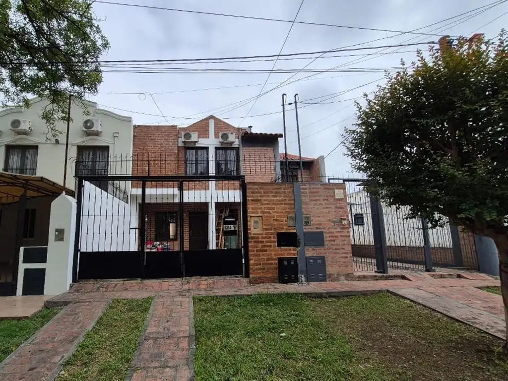 Foto de Duplex en alquiler. Av Libertador 3000, Grand Bourg, imagen 1