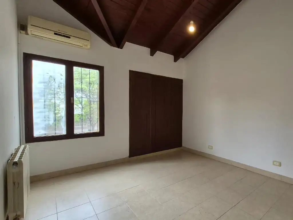 Foto de Duplex en alquiler. Av Libertador 3000, Grand Bourg, imagen 3