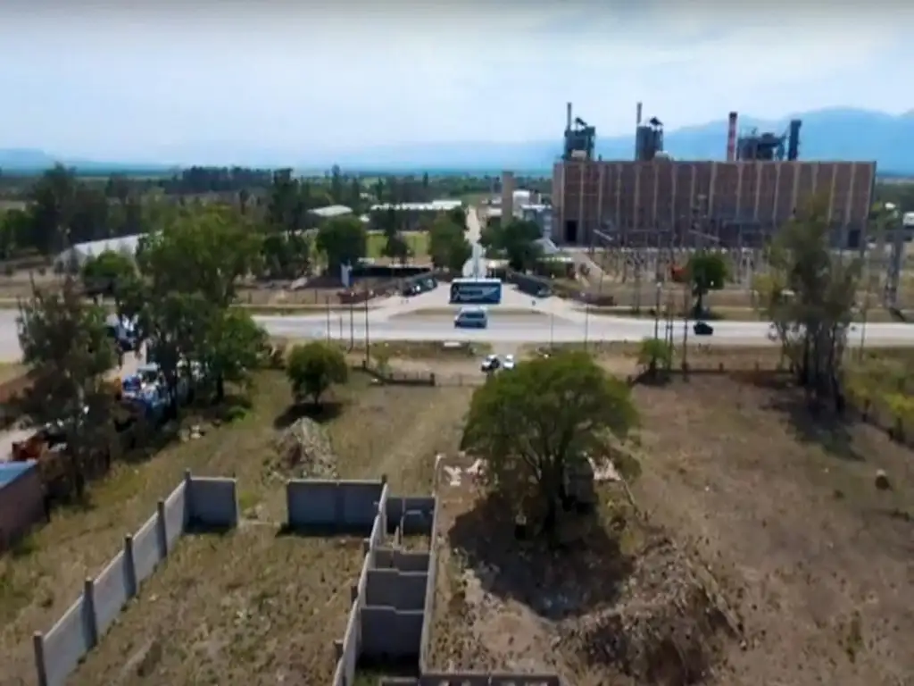 Foto de EN ALQUILER TEMPORARIO PREDIO INDUSTRIAL, imagen 2