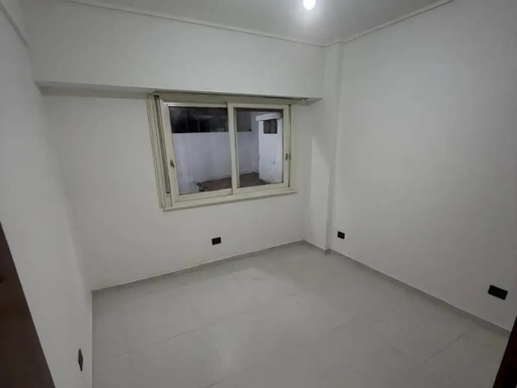 Foto de 2 AMB CON PATIO RECICLADO A NUEVO, imagen 1