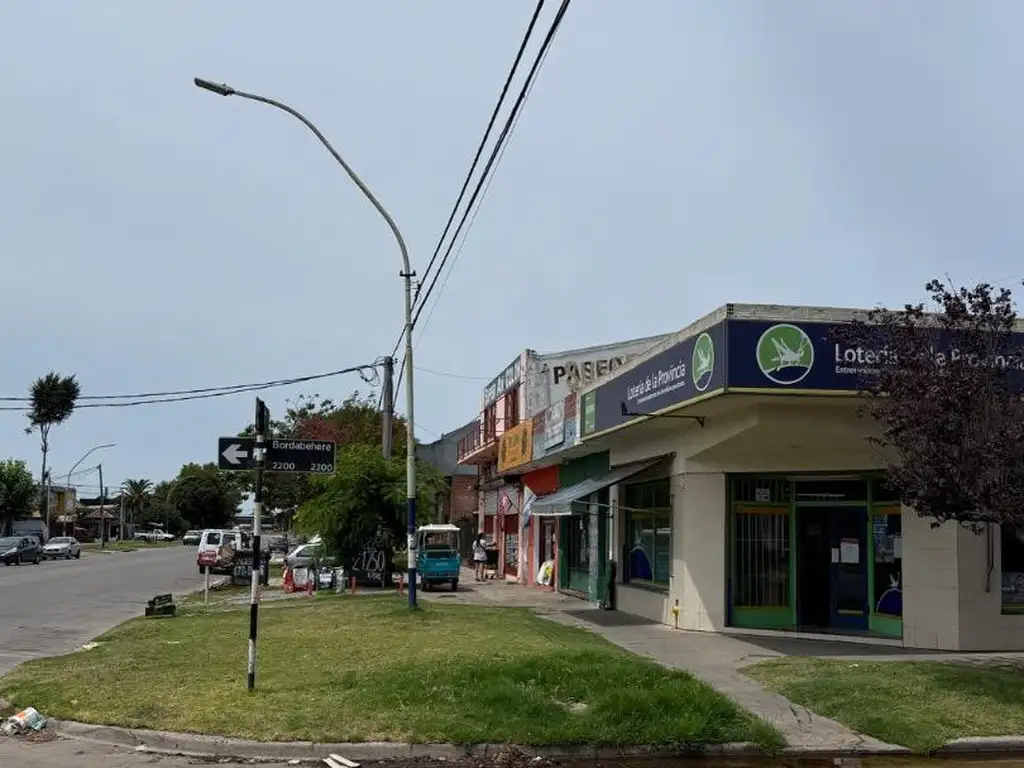 Foto de Local comercial sobre Av. Colon + Deposito, imagen 5