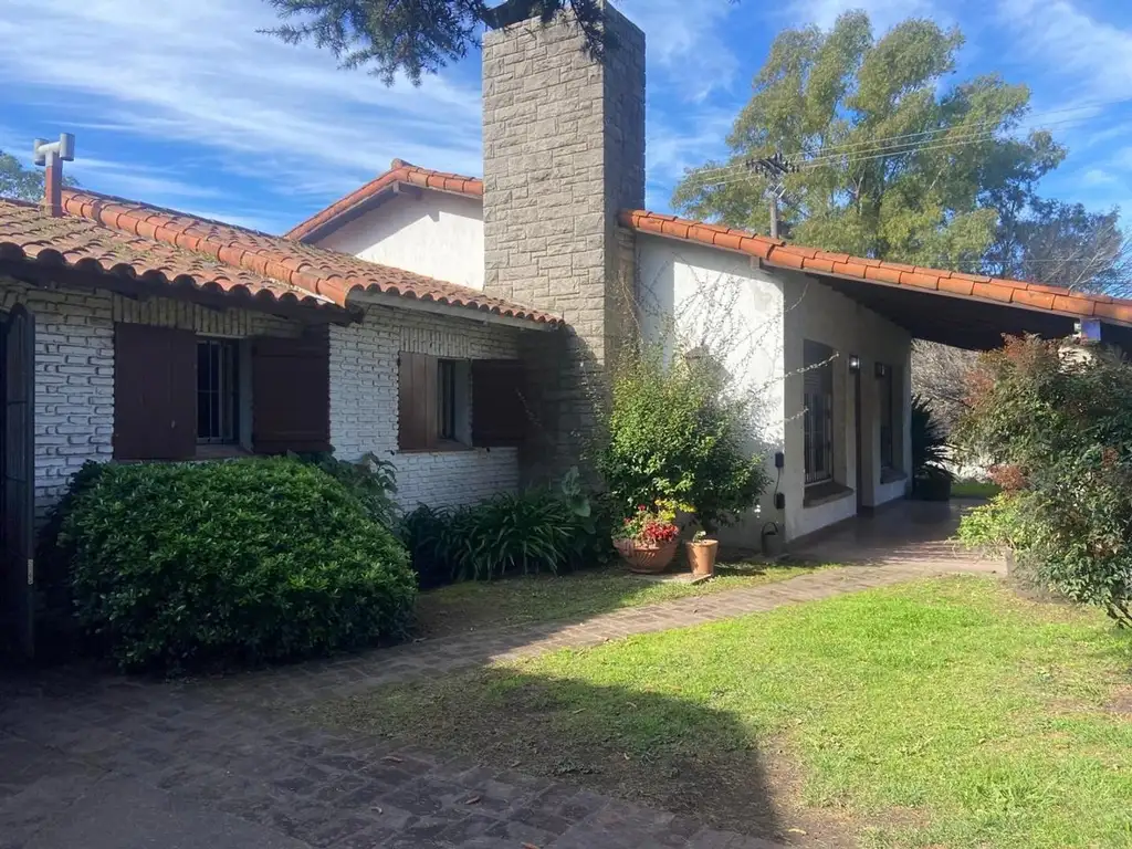 Foto de CASA ESTILO COTTAGE SOBRE LOTE DE 941 MTS ZONA NORTE (MDP), imagen 1