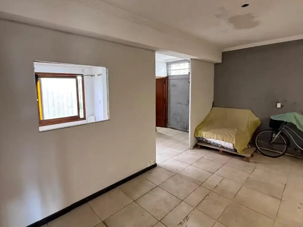Foto de LOCAL MAS VIVIENDA SOBRE AV. MONSEÑOR ZABALA, imagen 5