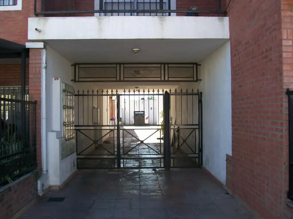 Foto de Duplex 3 amb c/frente a 1 cuadra de Av Don Bosco, imagen 1