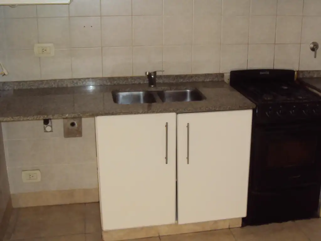 Foto de DOS AMBIENTES C/FTE EN 2 CUERPO, imagen 5