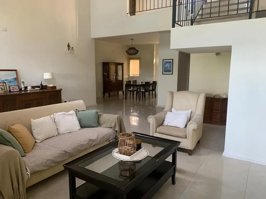 Foto de CASA EN ALQUILER EN LA PEREGRINA, imagen 4