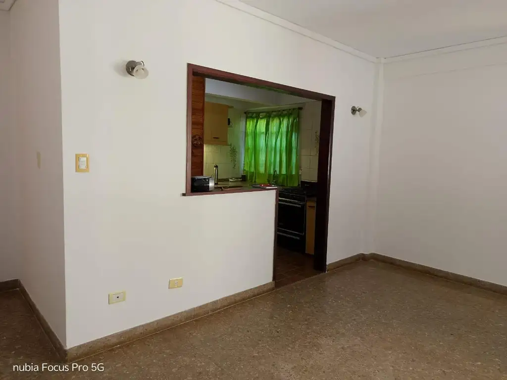 Foto de 3 AMB PRIMER PISO POR ESCALERA TERRAZA PROPIA APTO CREDITO, imagen 4