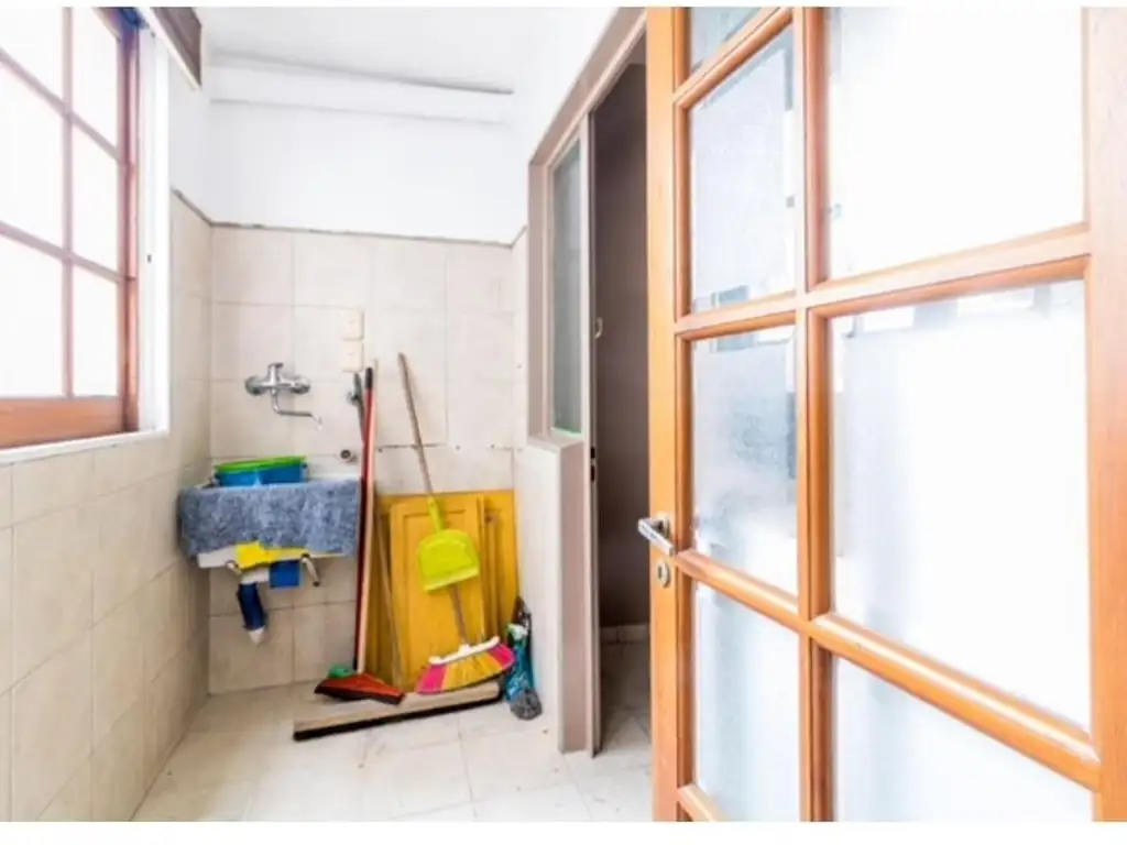 Foto de espectacular piso 4 dorm cochera 200m2, imagen 4