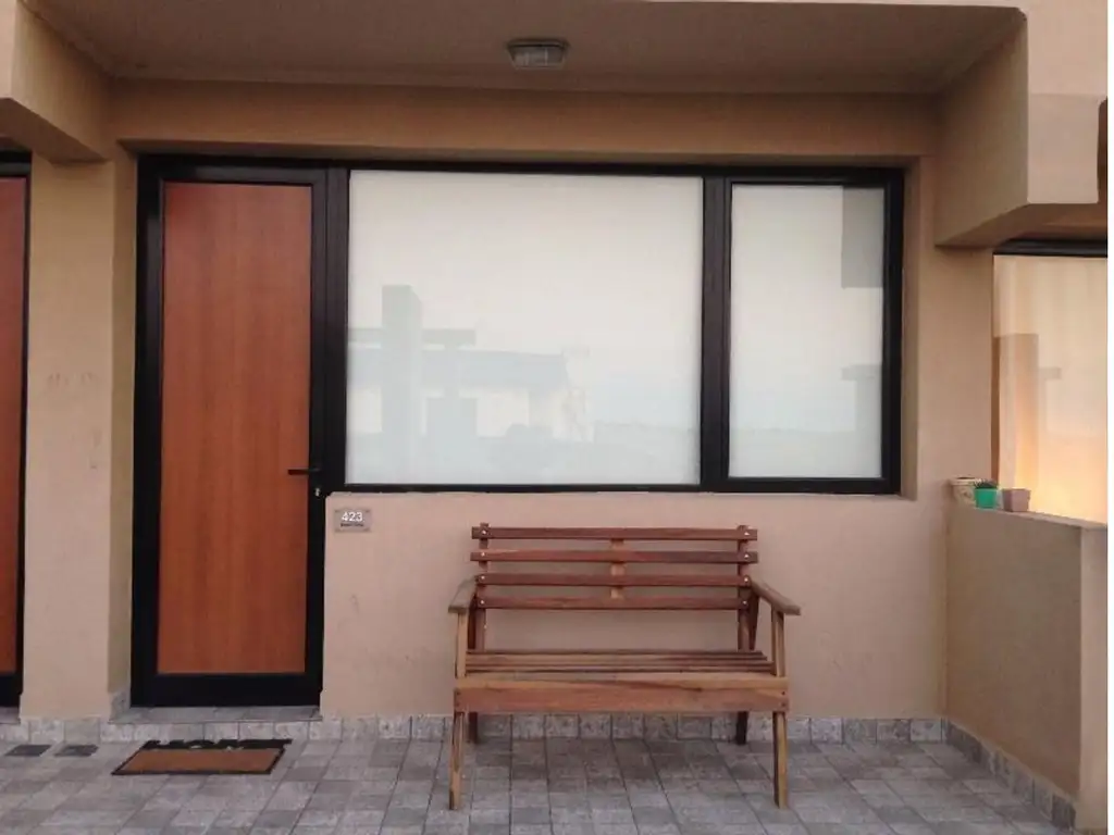 Foto de SE VENDE EXCELENTE DUPLEX DE DOS DORMITORIOS C/VISTA AL GOLF, imagen 3