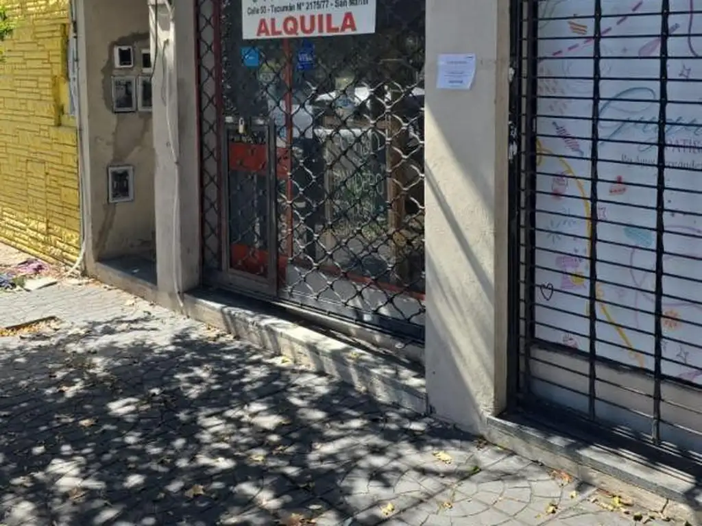 Foto de ALQUILER S. MARTÍN (LOURDES) Local S/CALLE COMERCIAL., imagen 3