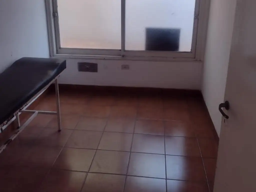 Foto de consultorios externos con hablilitación, imagen 5