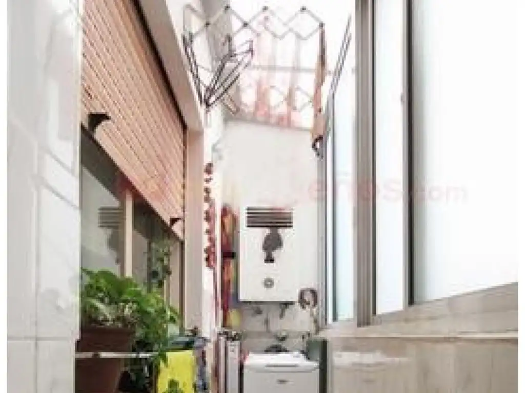 Foto de tres ambientes con balcon, imagen 3