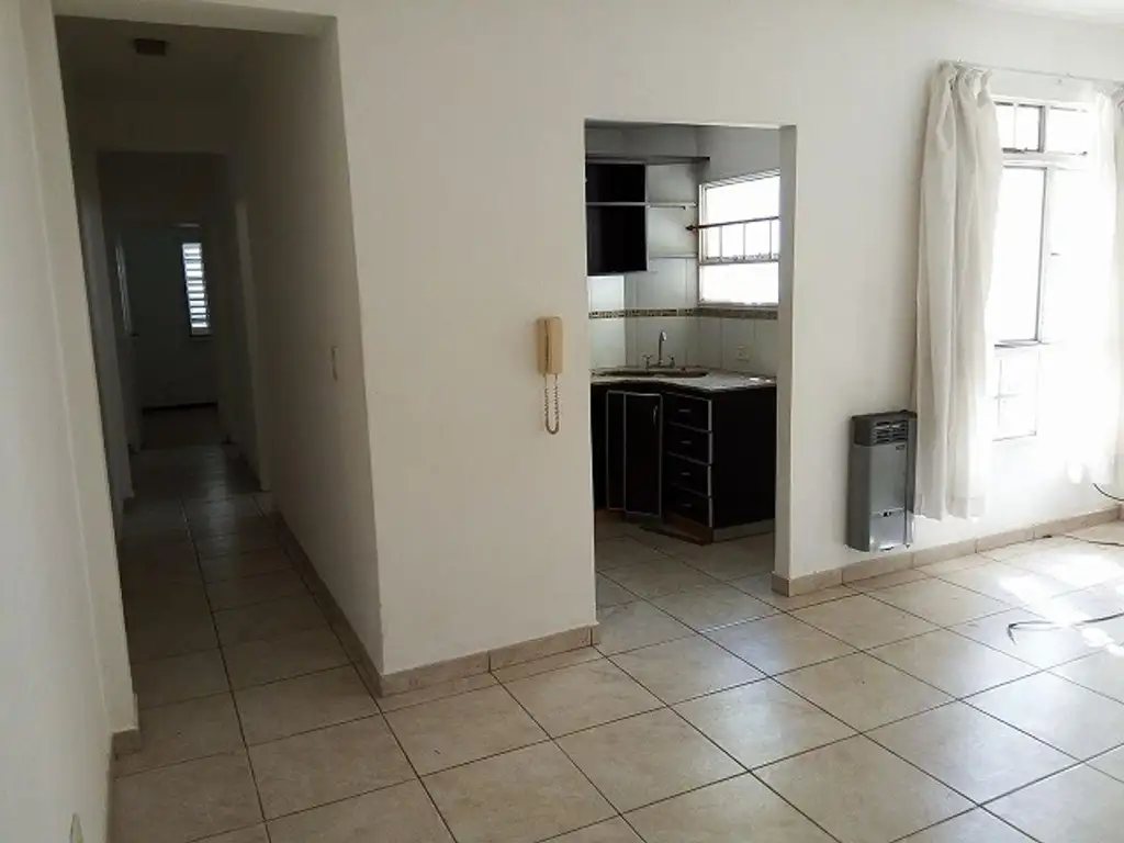 Foto de Departamento de 2 dormitorios en zona centro, imagen 2