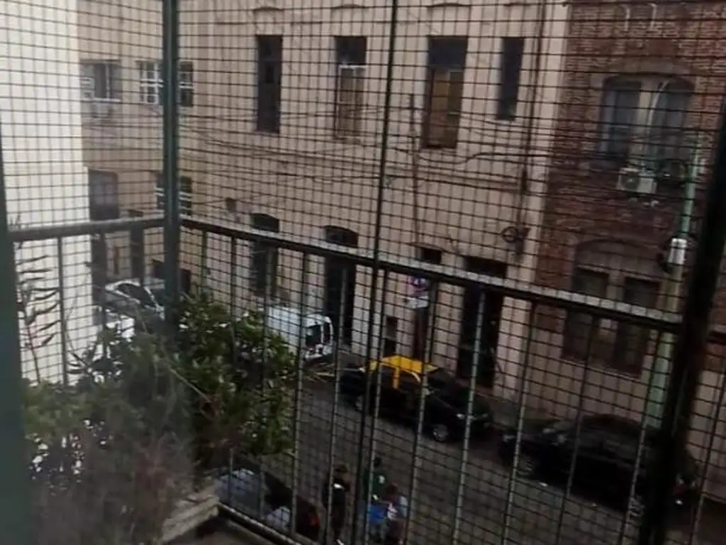 Foto de VENTA - 3 AMBIENTES C/BALCÓN - CONSTITUCION, imagen 4