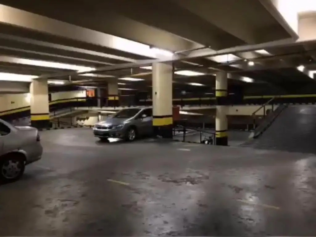 Foto de Cocheras San Martín 128 - CABA 2 cuadras de plaza de mayo, imagen 4