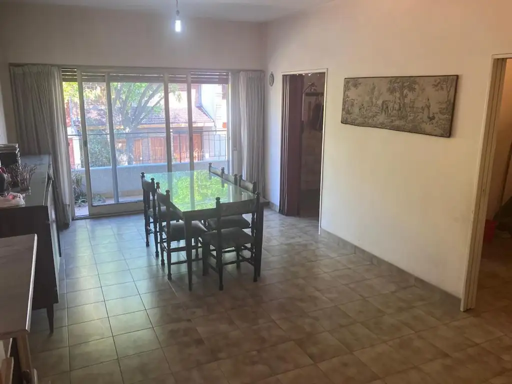 Foto de CASA IDEAL 2 FAMILIAS CON GALPON Y FONDO LIBRE, imagen 1