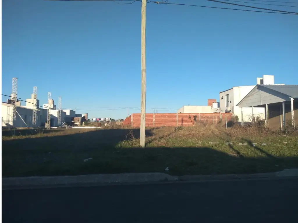 Foto de VENDE Terreno San Benito, imagen 1