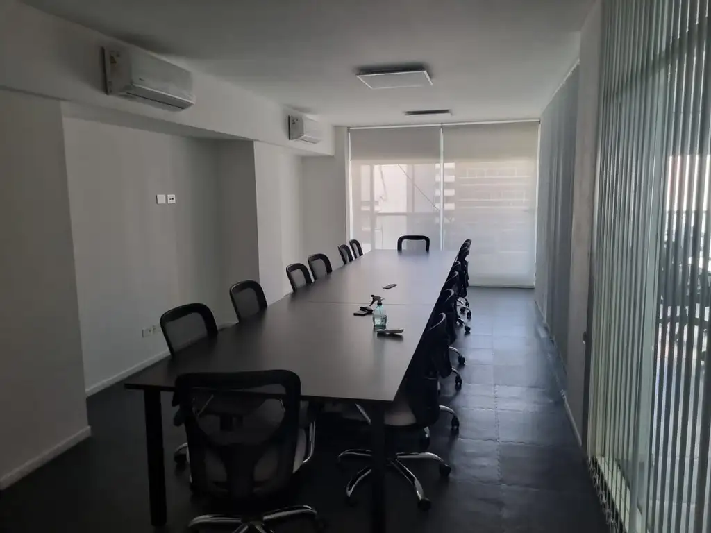 Foto de Oficina Suipacha Piso 9°. 200 m2 + 3 cocheras, imagen 2