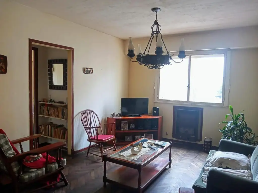 Foto de HERMOSO DEPARTAMENTO 3 AMBIENTES, VILLA DEL PARQUE!!, imagen 4