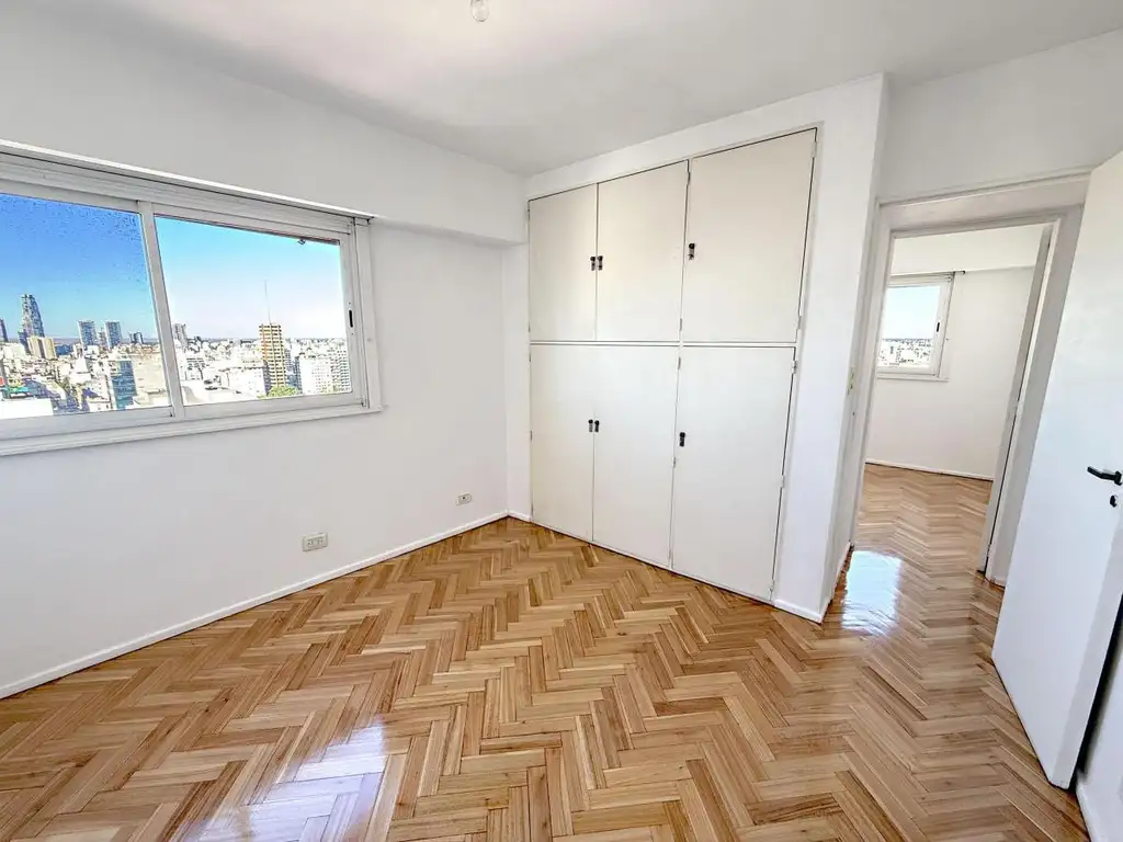 Foto de EXCELENTE DEPARTAMENTO CON BALCON VISTA ABIERTA PISO ALTO VISTA UNICA, imagen 3