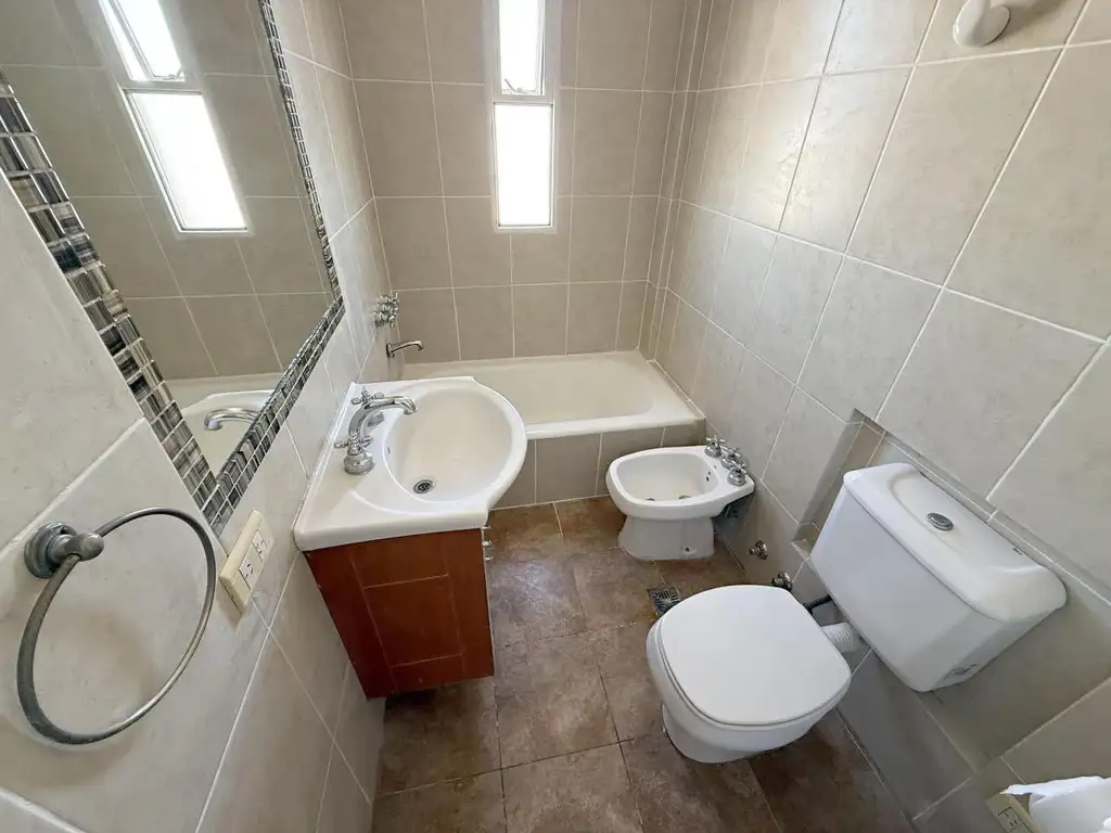 Foto de EXCELENTE DEPARTAMENTO CON BALCON VISTA ABIERTA PISO ALTO VISTA UNICA, imagen 5