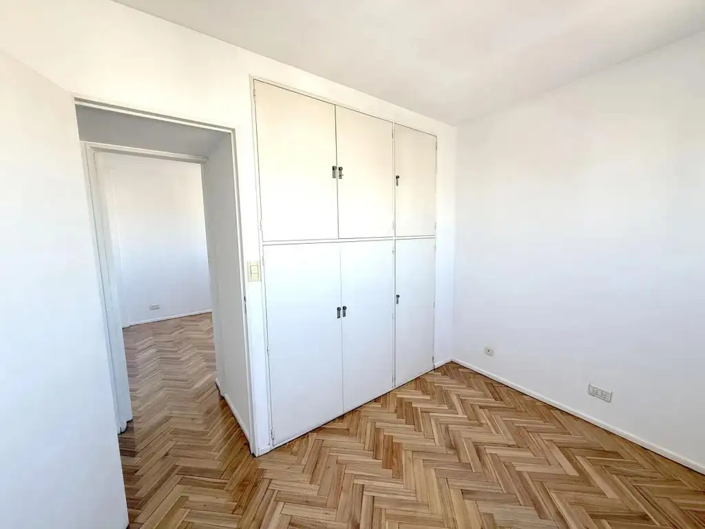 Foto de EXCELENTE DEPARTAMENTO CON BALCON VISTA ABIERTA PISO ALTO VISTA UNICA, imagen 4
