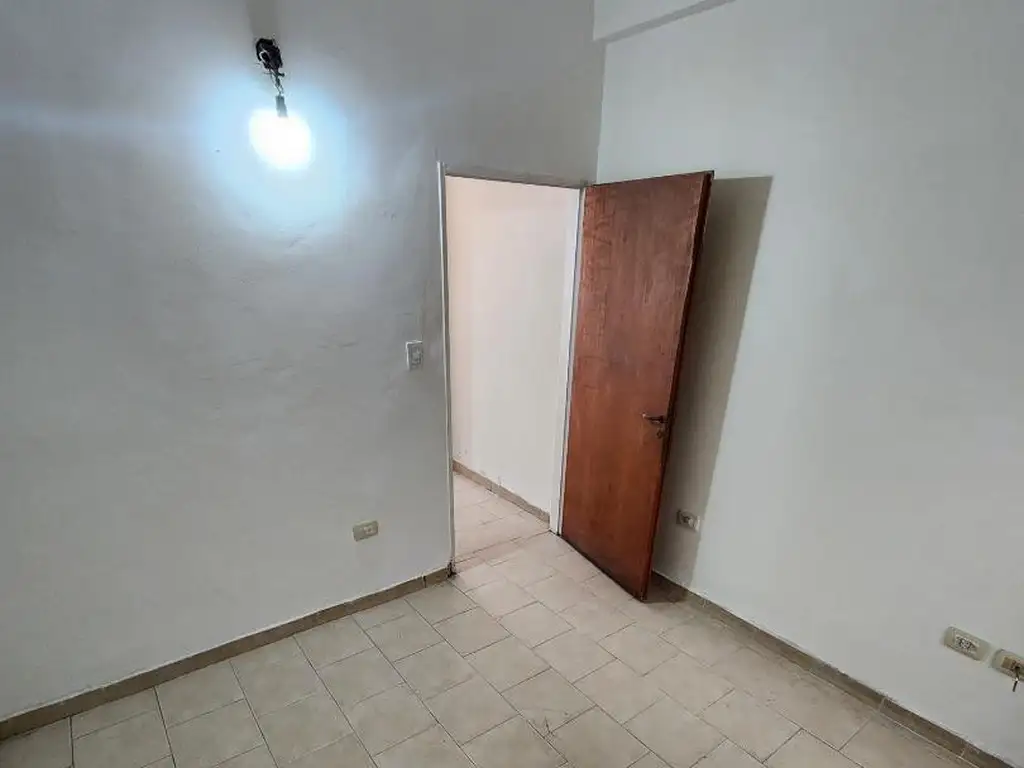 Foto de Departamento 2 amb Apto prof. PB con entrada independiente, imagen 3