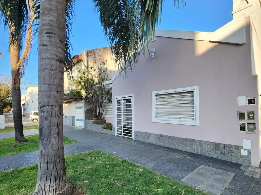 Foto de Casa Venta barrio Naon Mataderos, permuto, imagen 2
