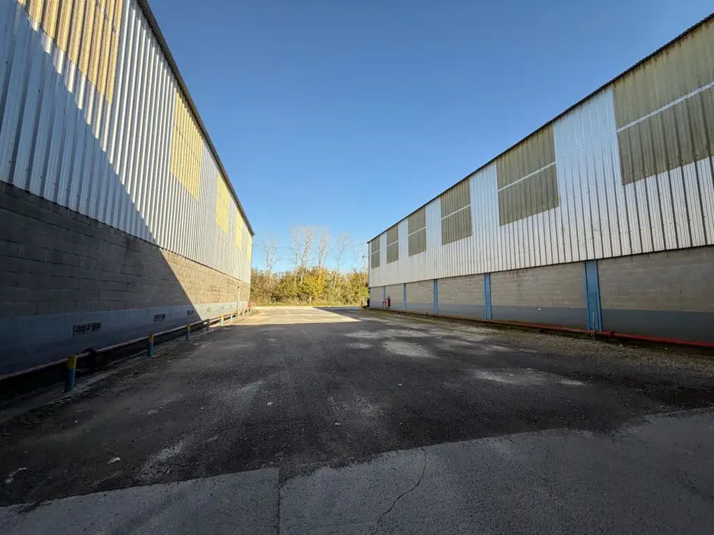 Foto de Galpones de 3000m2 c/u en alquiler en Zarate, imagen 3