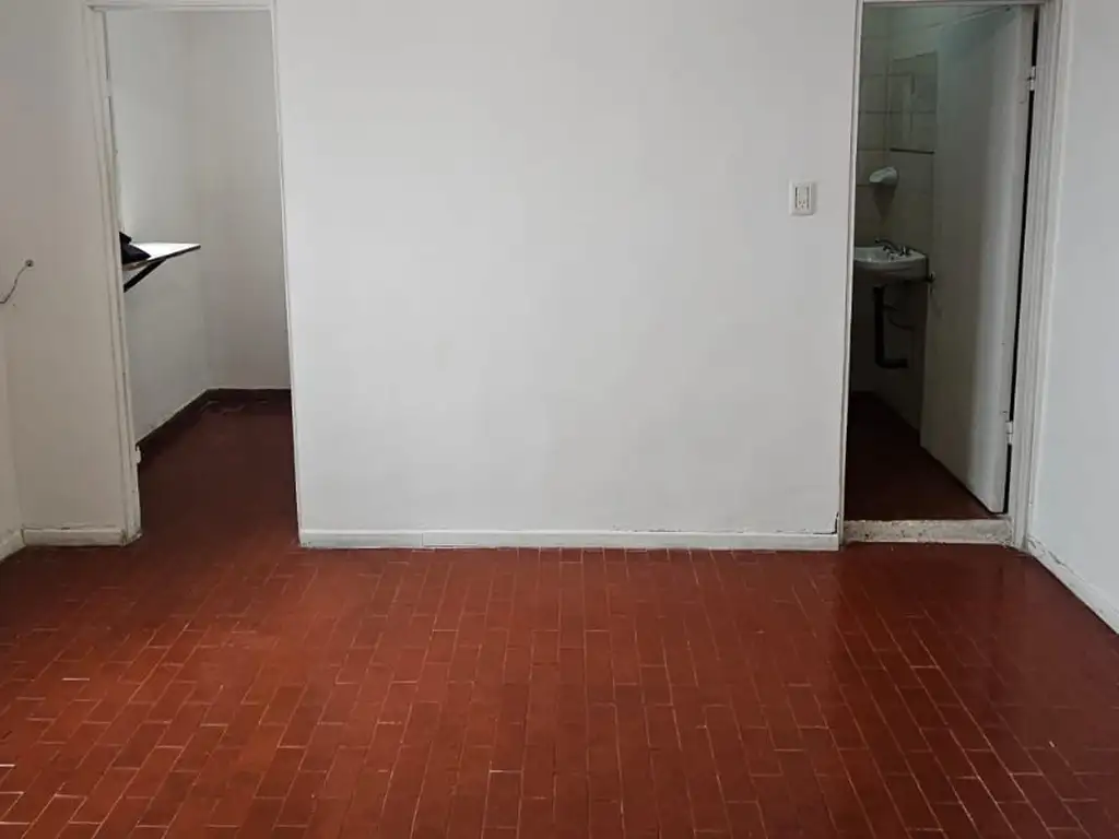 Foto de Excelente 2 Ambientes con Vista Panorámica en Boedo, imagen 3