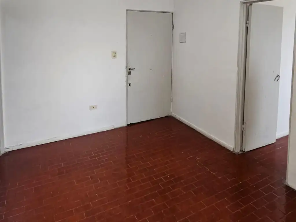 Foto de Excelente 2 Ambientes con Vista Panorámica en Boedo, imagen 2