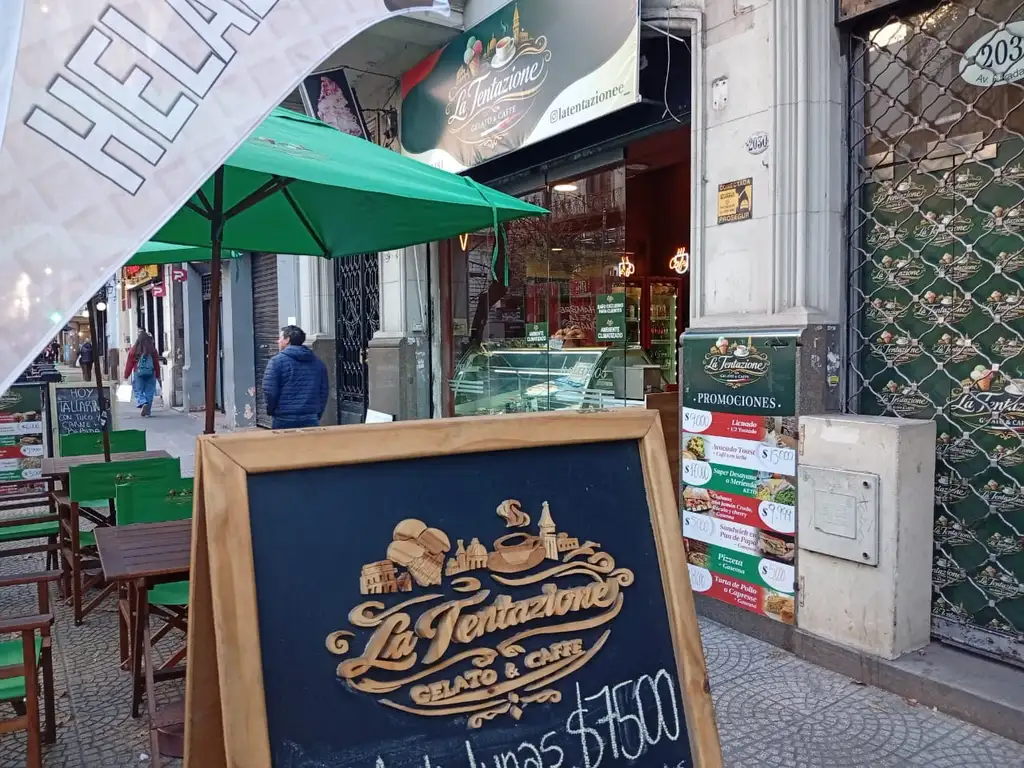 Foto de Excelente Oportunidad de Heladeria para seguir trabajando Inmediato en, imagen 4