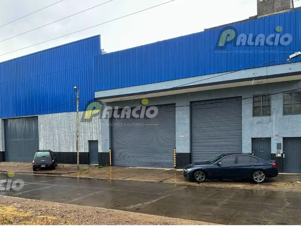 Foto de Amplio Galpón 2200 m2 - Con oficinas y Trifásica, imagen 1