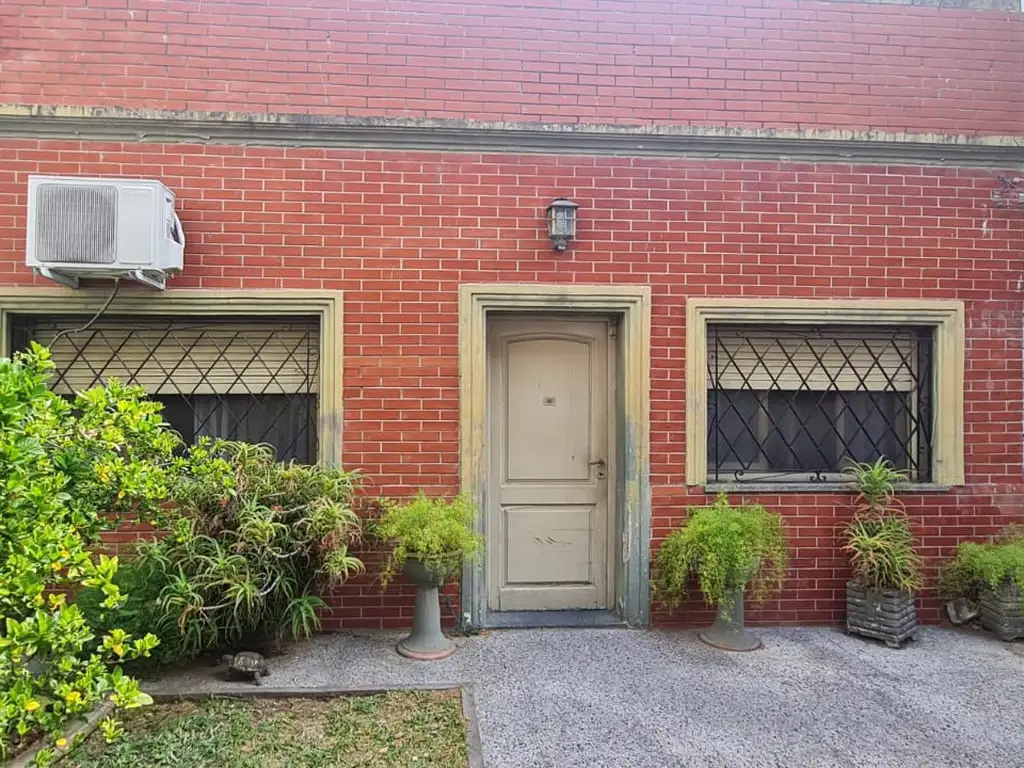 Foto de VENTA EN BLOCK EN PLENO CENTRO COMERCIAL: 2 LOCALES + VIVIENDA 5, imagen 4