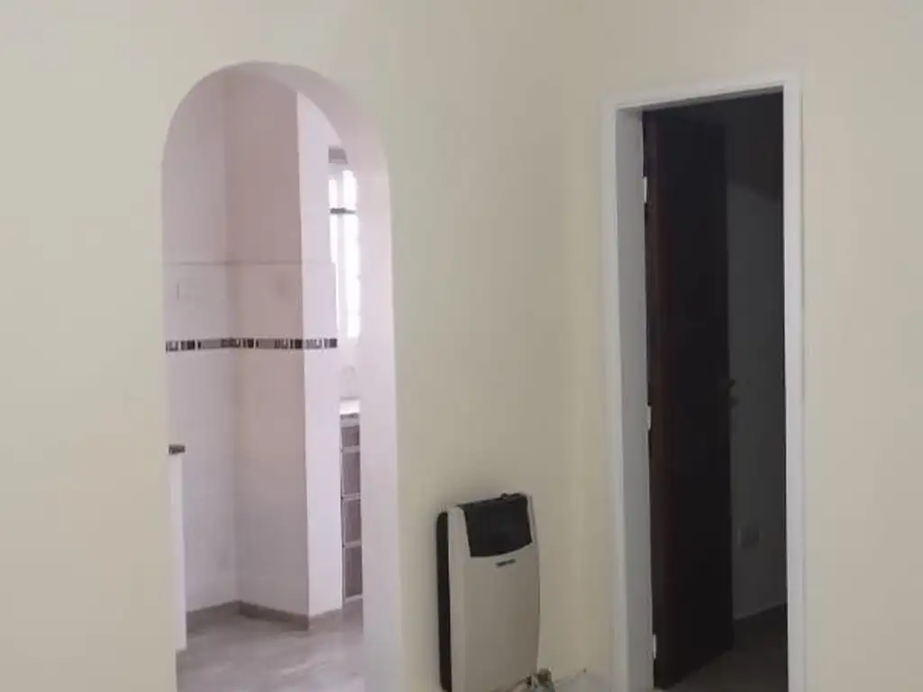 Foto de Departamento tipo casa interna con 3 dormitorios con patio, imagen 1