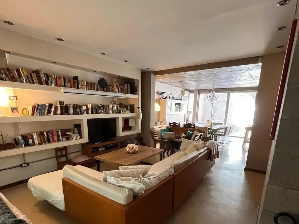 Foto de VENTA DE CASA SAN CRISTOBAL C 4 DORMITORIOS JARDIN, PILETA!, imagen 2
