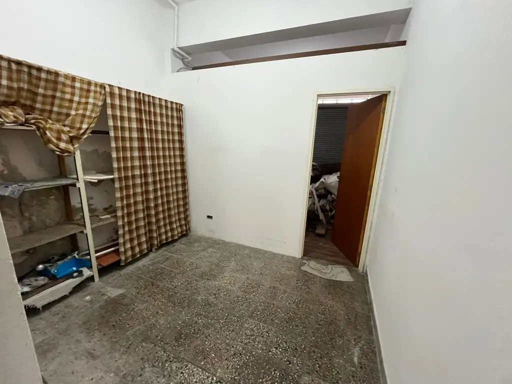 Foto de Propiedad con 2 locales y 2 deptos. VENTA, imagen 4