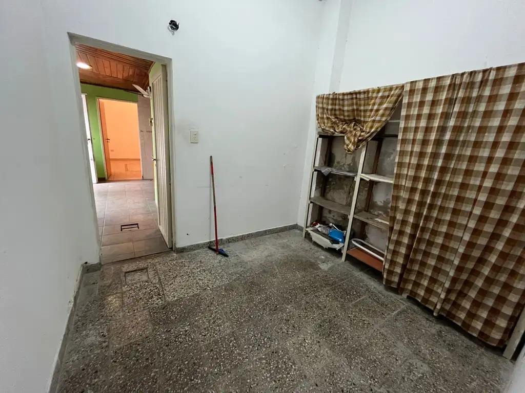 Foto de Propiedad con 2 locales y 2 deptos. VENTA, imagen 5