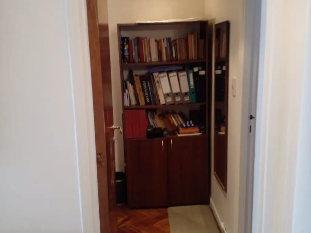Foto de Once, Anchorena al 300. entre Sarmiento y Valentín Gómez, 3 Amb c/dep, imagen 3