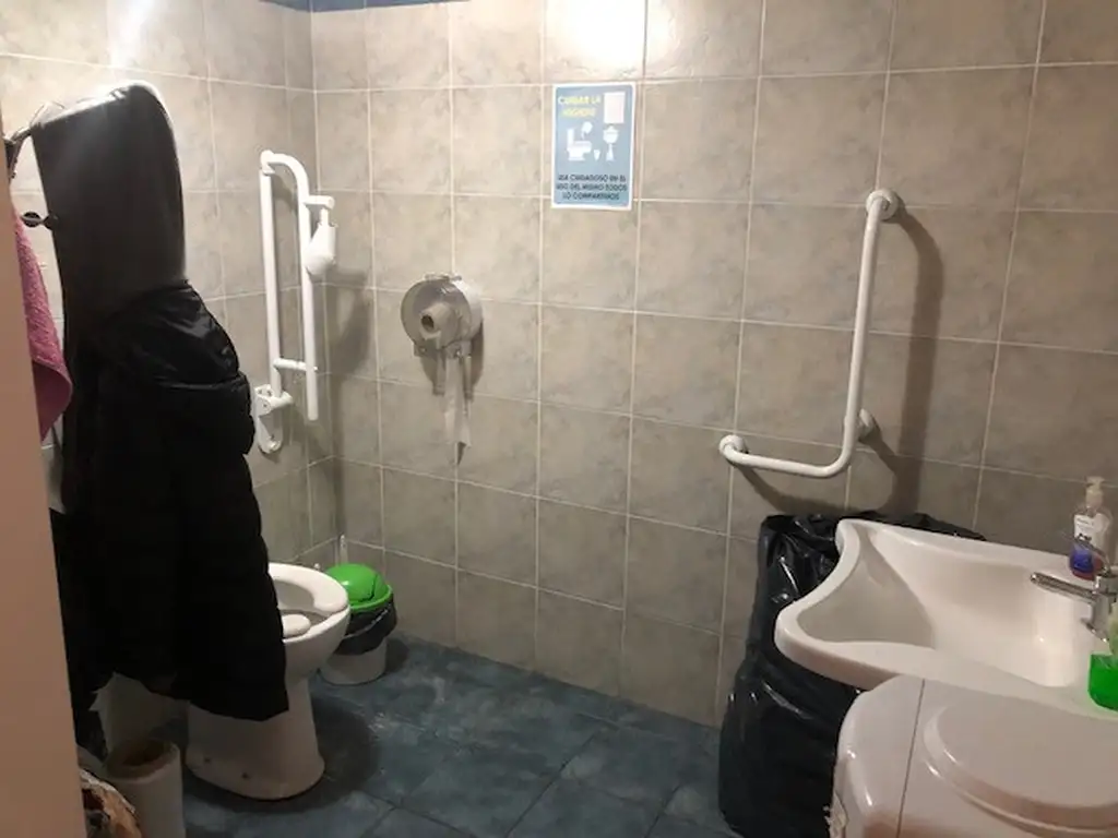 Foto de DEPOSITO CON OFICINAS 800M2 CUBIERTOS. EXCELENTE!!!, imagen 3