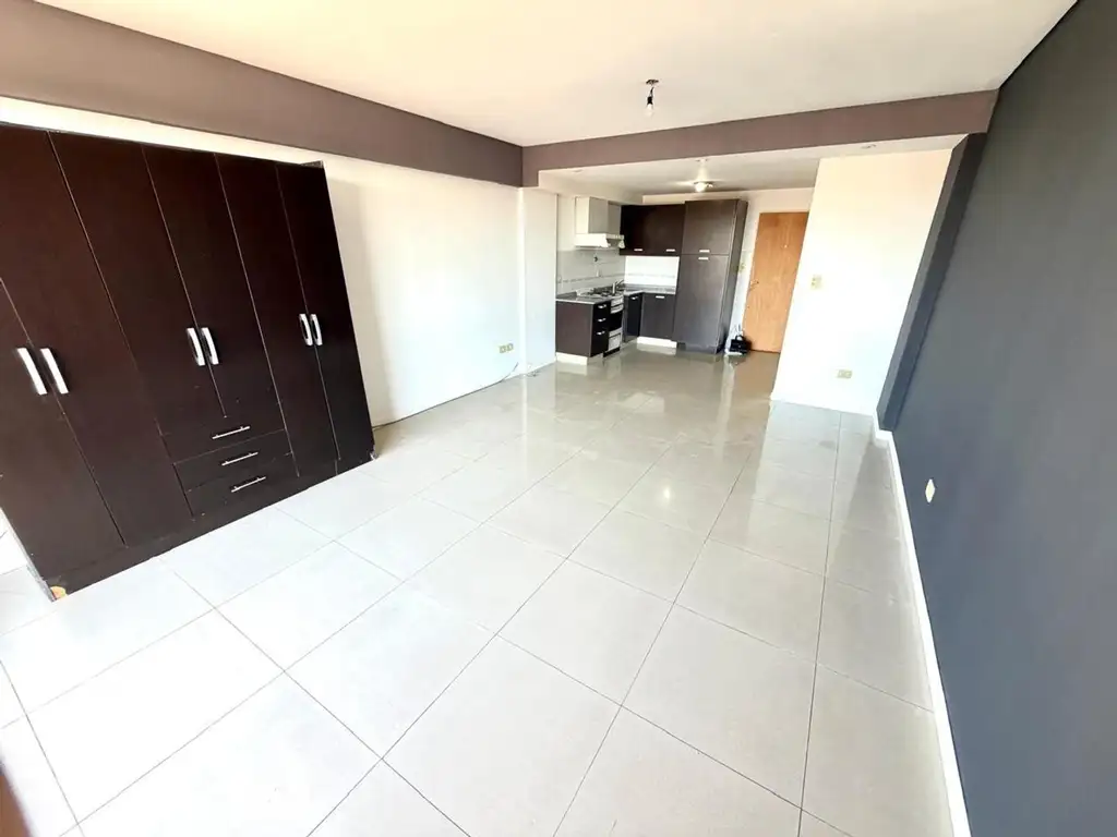 Foto de Departamento monoambiente con cochera en excelente ubicación, imagen 2