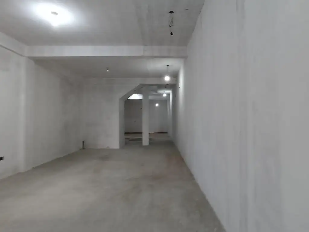 Foto de LOCAL A ESTRENAR COMERCIAL / ZONA TEXTIL CELINA, imagen 3