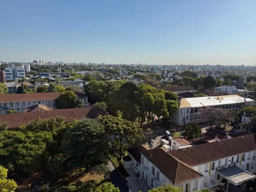 Foto de TODO AL FRENTE , 3 AMBIENTES CON BALCON, VISTA PANORAMICA, imagen 1