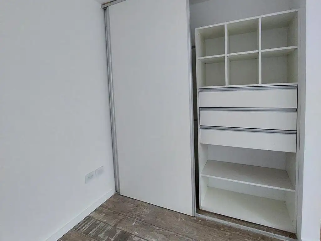 Foto de ALQUILER DEPARTAMENTO DE PASILLO EN REPUBLICA DE LA SEXTA ROSARIO, imagen 1