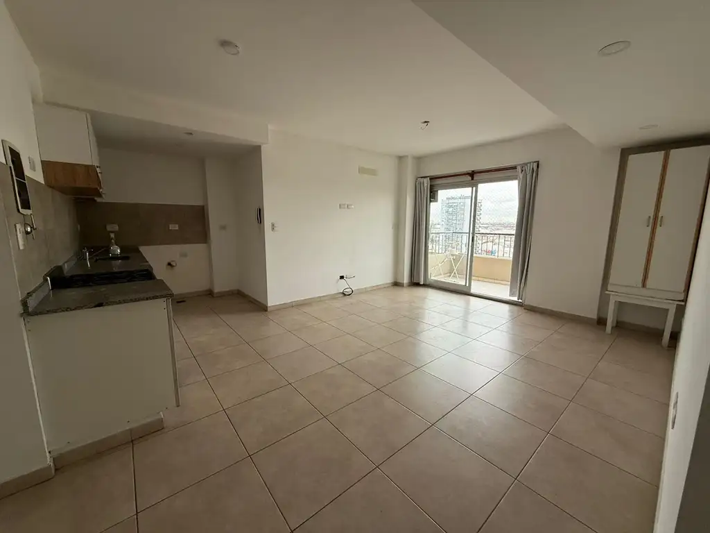 Foto de Departamento en alquiler en Valentín Alsina, imagen 3