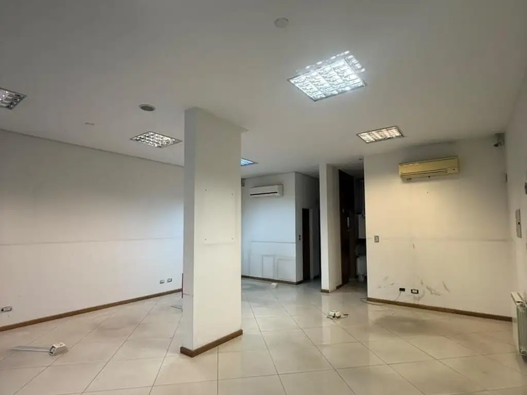 Foto de Local comercial en excelente estado, imagen 5